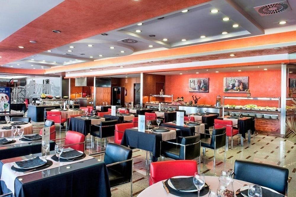 机场国会前台酒店 圣博伊德约布雷格 外观 照片